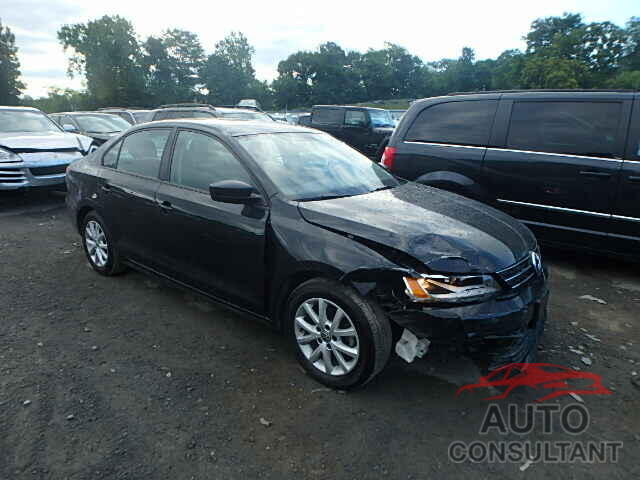 VOLKSWAGEN JETTA 2015 - 3VWD17AJ2FM253354