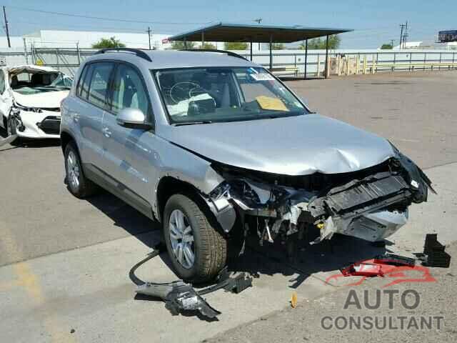 VOLKSWAGEN TIGUAN 2016 - WVGAV7AX5GW601515