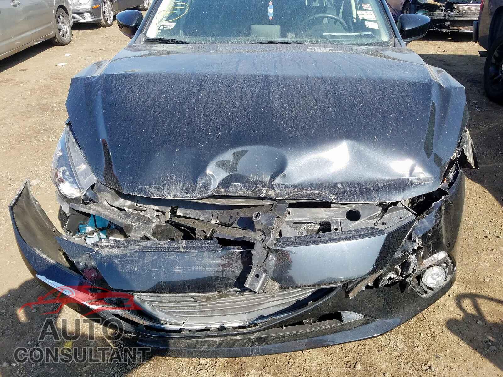 MAZDA 3 2015 - 2T3E6RFV5MW008740