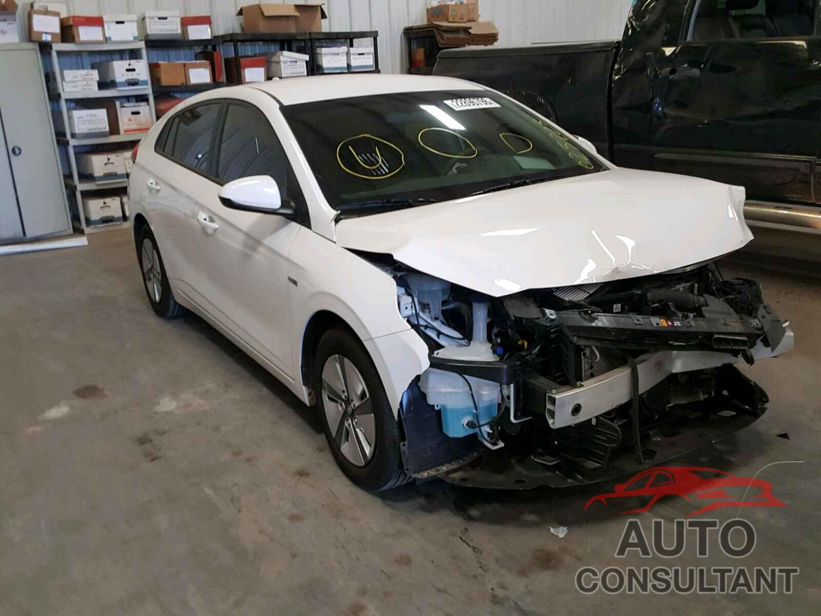 HYUNDAI IONIQ 2017 - KMHC65LC6HU025225