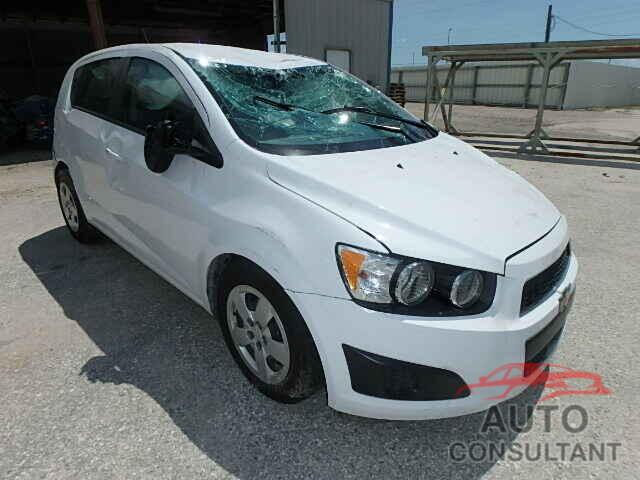 CHEVROLET SONIC 2015 - 1G1JA6SH0F4180551