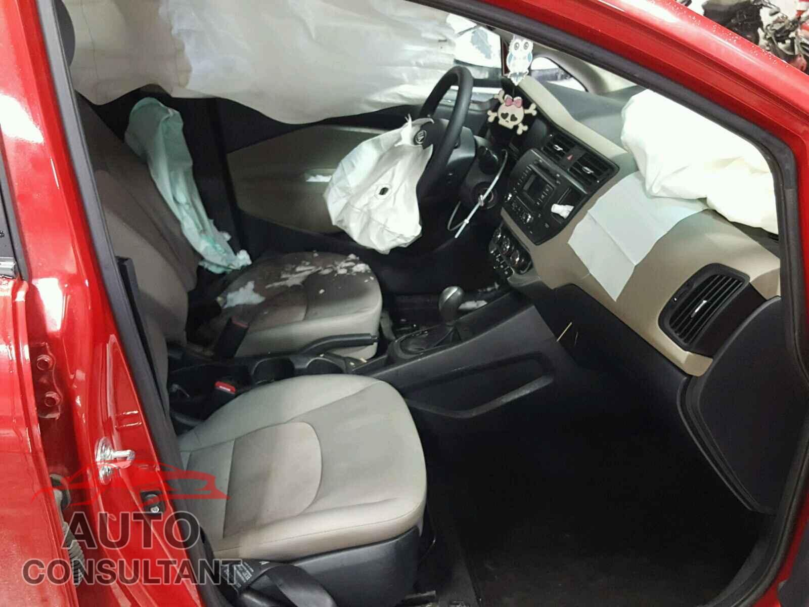 KIA RIO 2015 - KNADM4A31F6463807