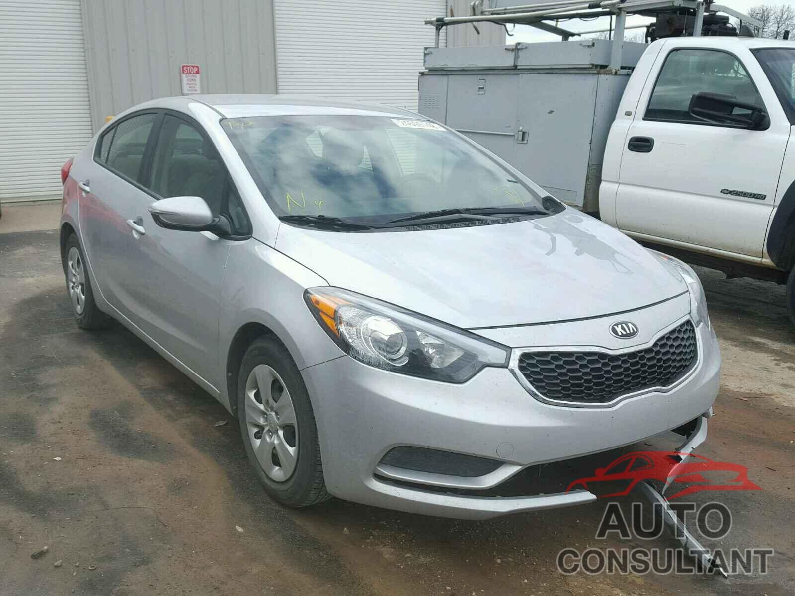 KIA FORTE 2016 - KNAFX4A6XG5513864