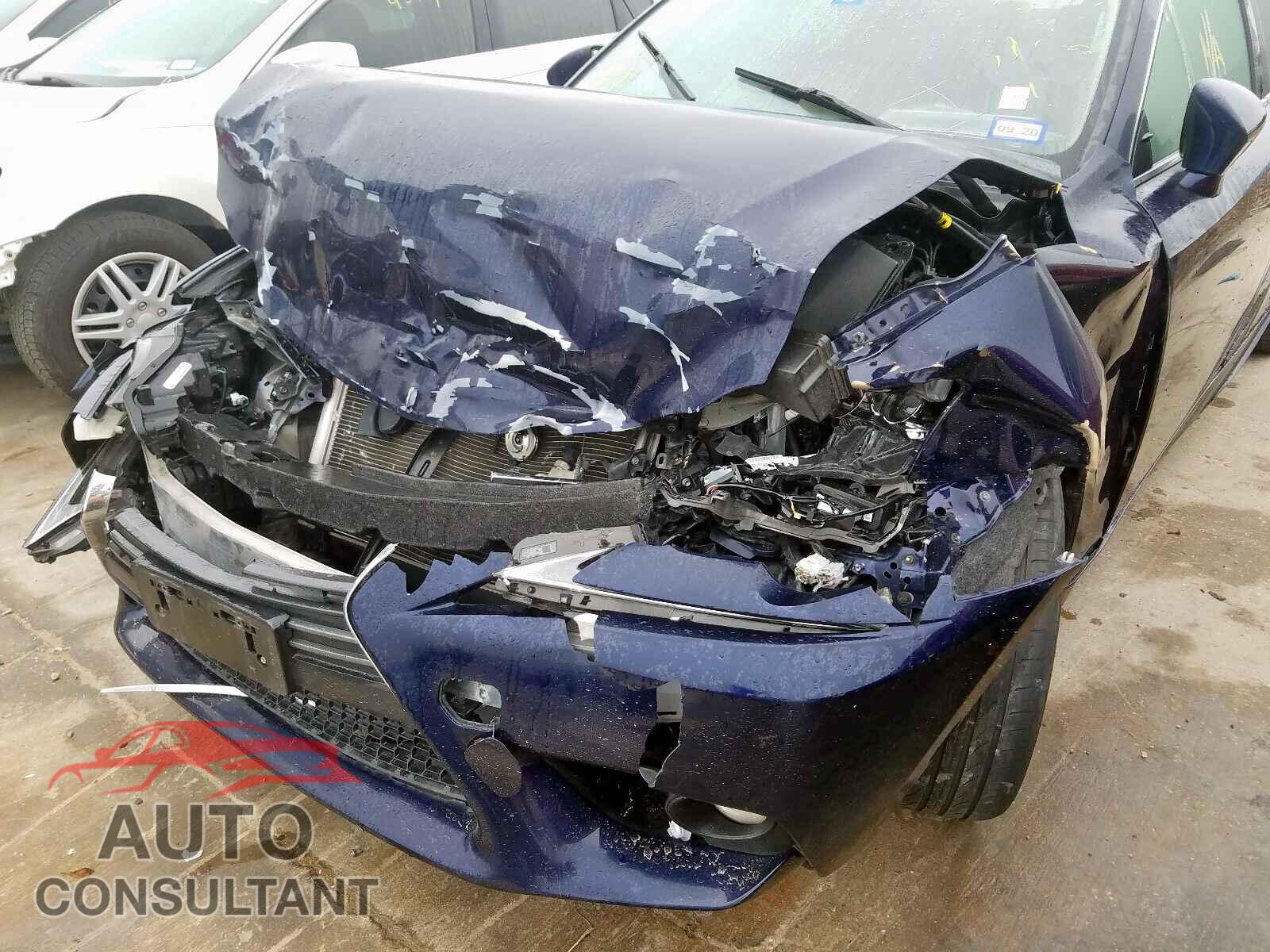 LEXUS IS 2014 - JTHBF1D24E5011715