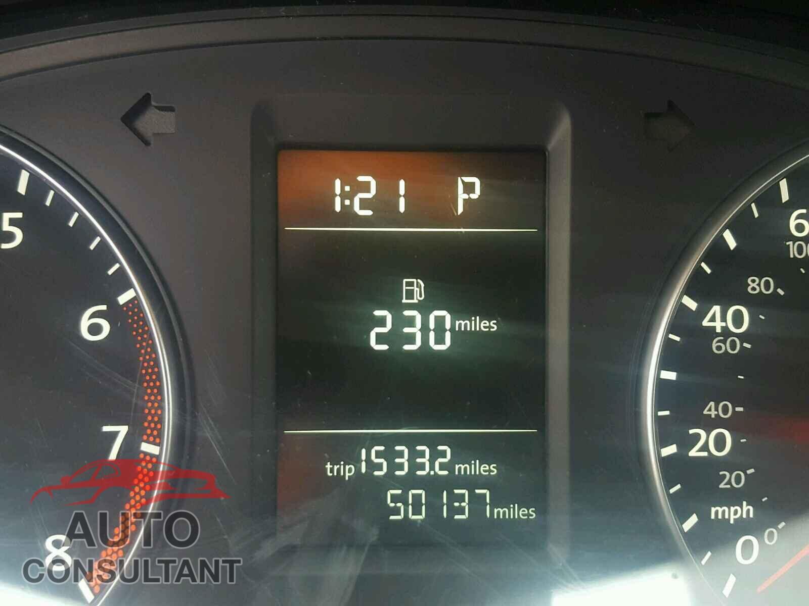 VOLKSWAGEN PASSAT 2015 - 1VWAT7A32FC048150