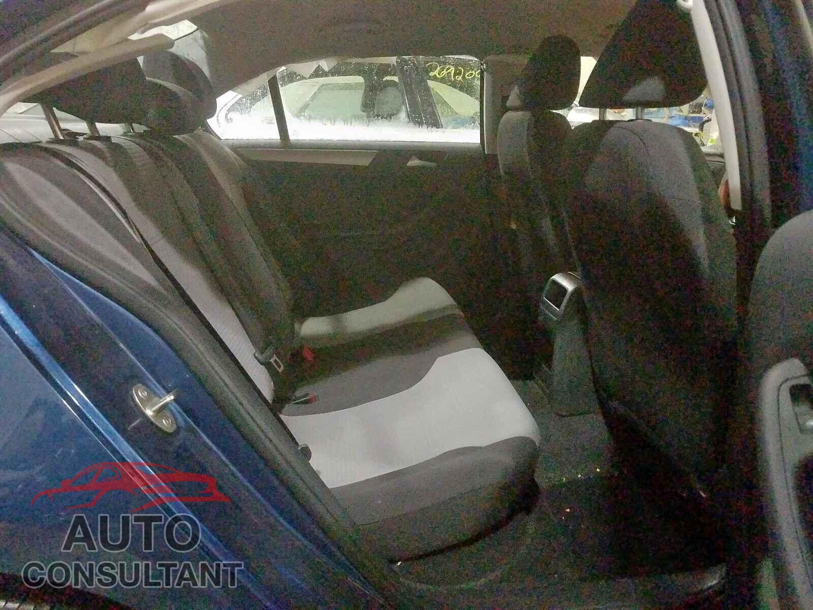 VOLKSWAGEN JETTA 2017 - 3VW2B7AJ9HM367729