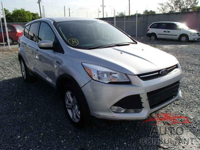 FORD ESCAPE 2015 - 1FMCU9G97FUA63586