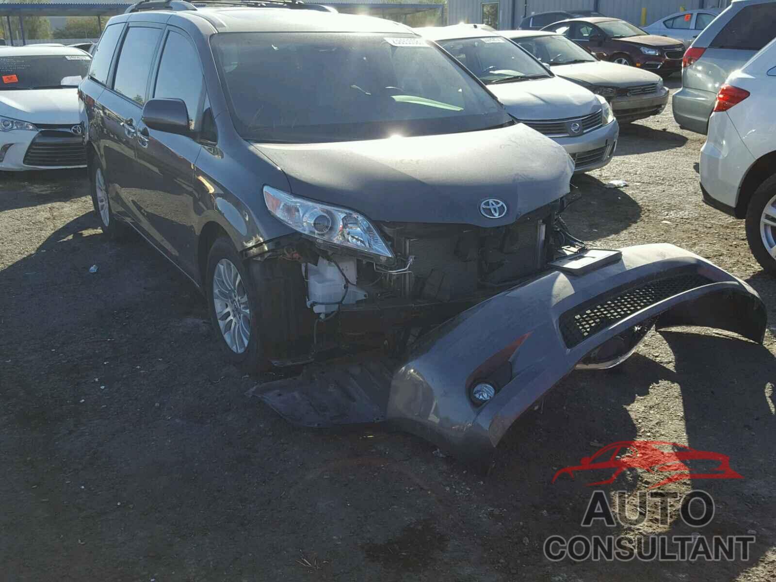 TOYOTA SIENNA 2015 - 5TDYK3DC5FS601882