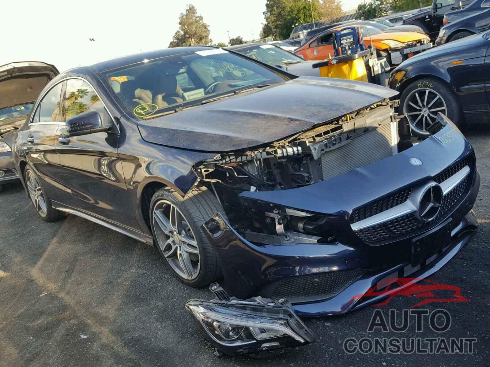 MERCEDES-BENZ CLA 250 2017 - WDDSJ4GB8HN452075