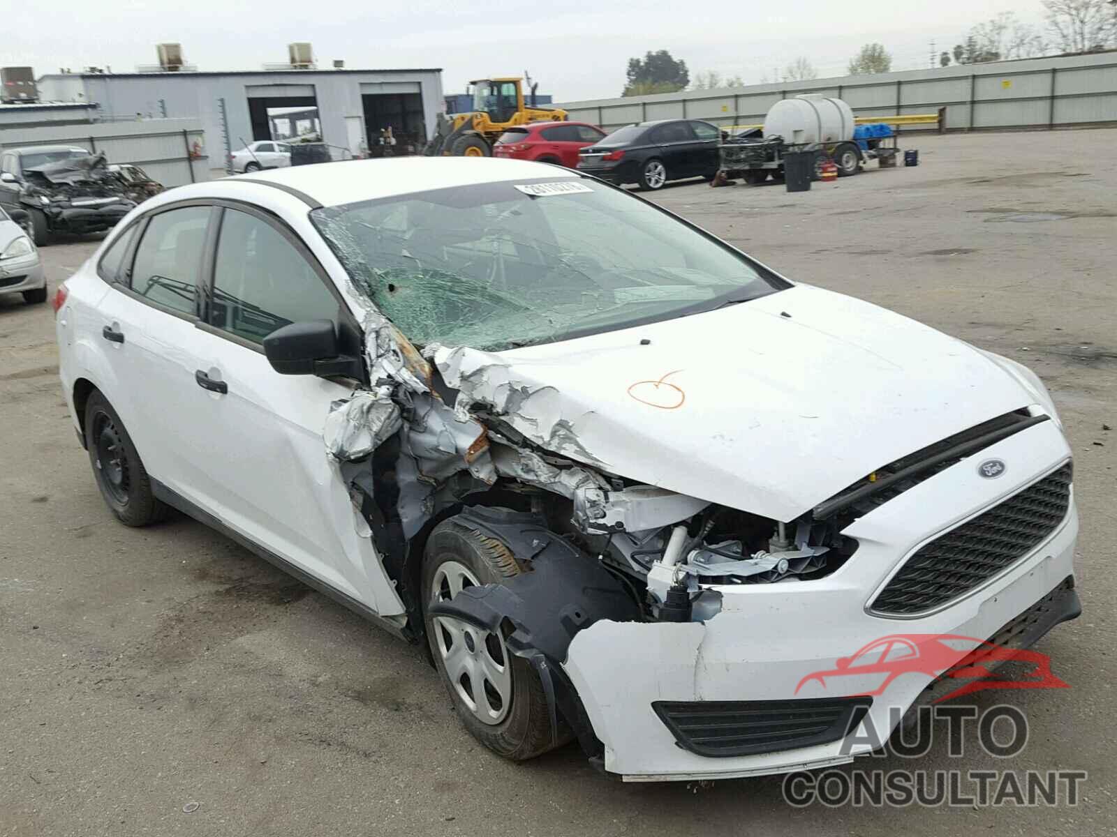 FORD FOCUS 2016 - 1FADP3E24GL282716