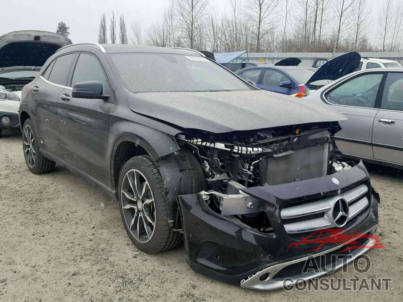 MERCEDES-BENZ GLA 250 4M 2017 - 3N1CN7AP7JK430561