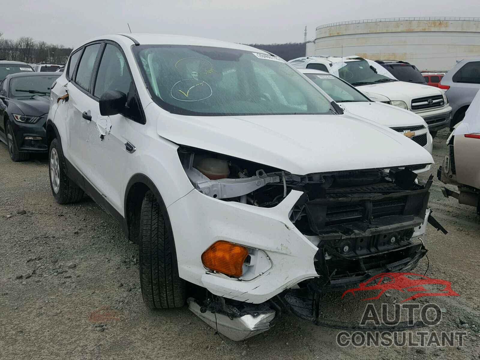 FORD ESCAPE 2017 - 1FMCU0F73HUA83851