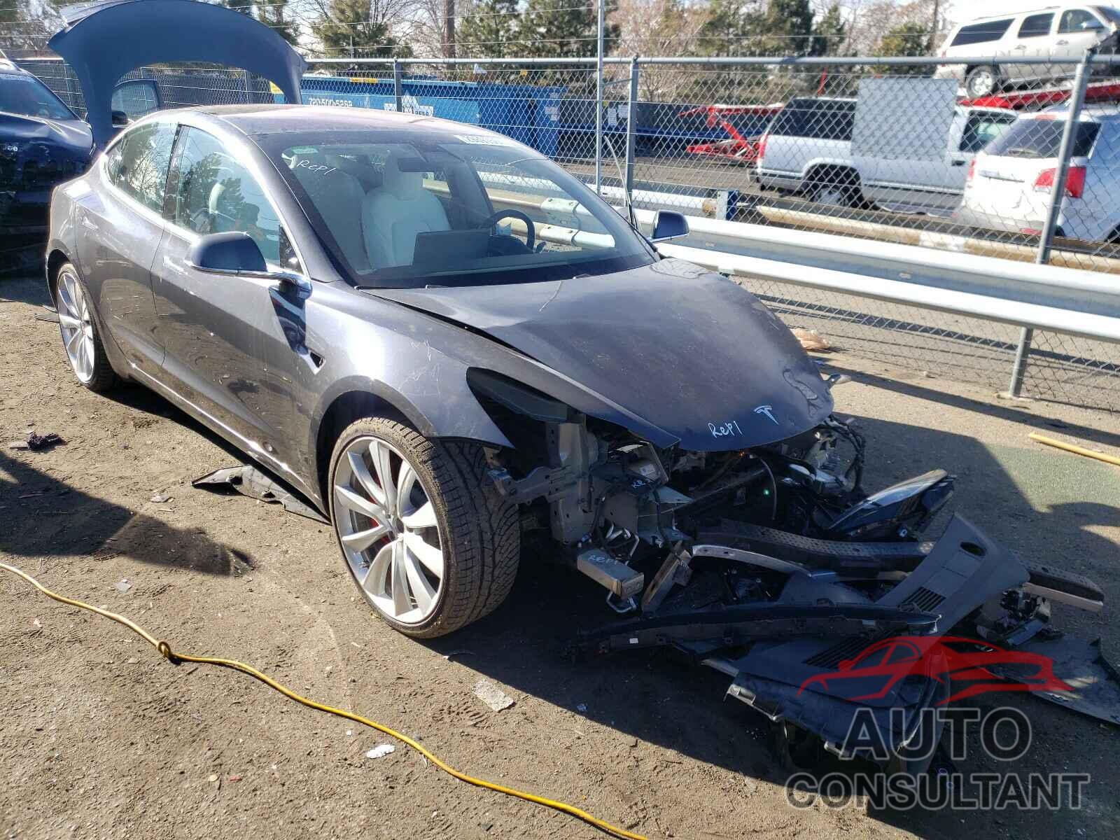 TESLA MODEL 3 2018 - 5YJ3E1EBXJF081770