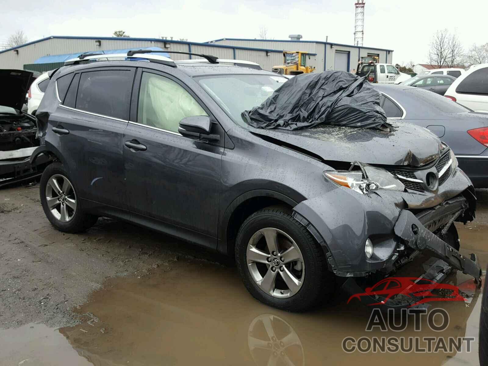 TOYOTA RAV4 2015 - JTMRFREV3FD167355