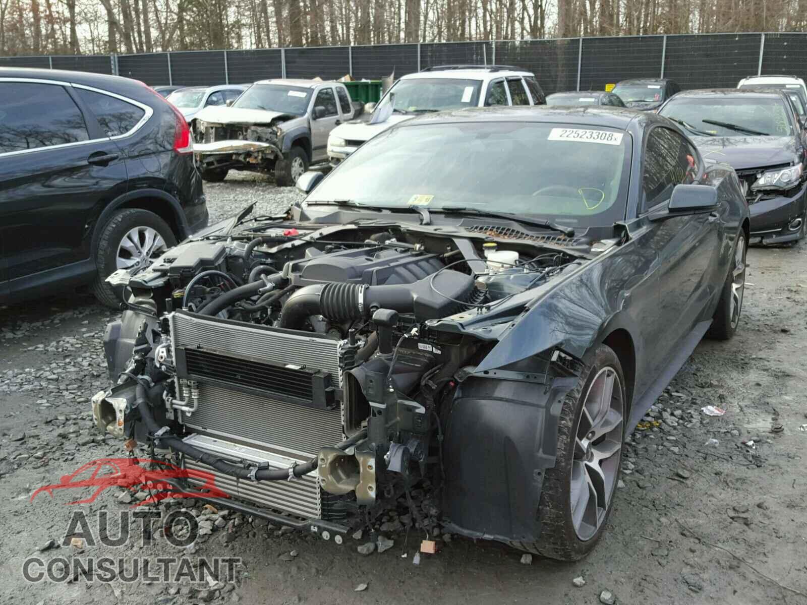 FORD MUSTANG 2015 - 1FA6P8TH2F5384757