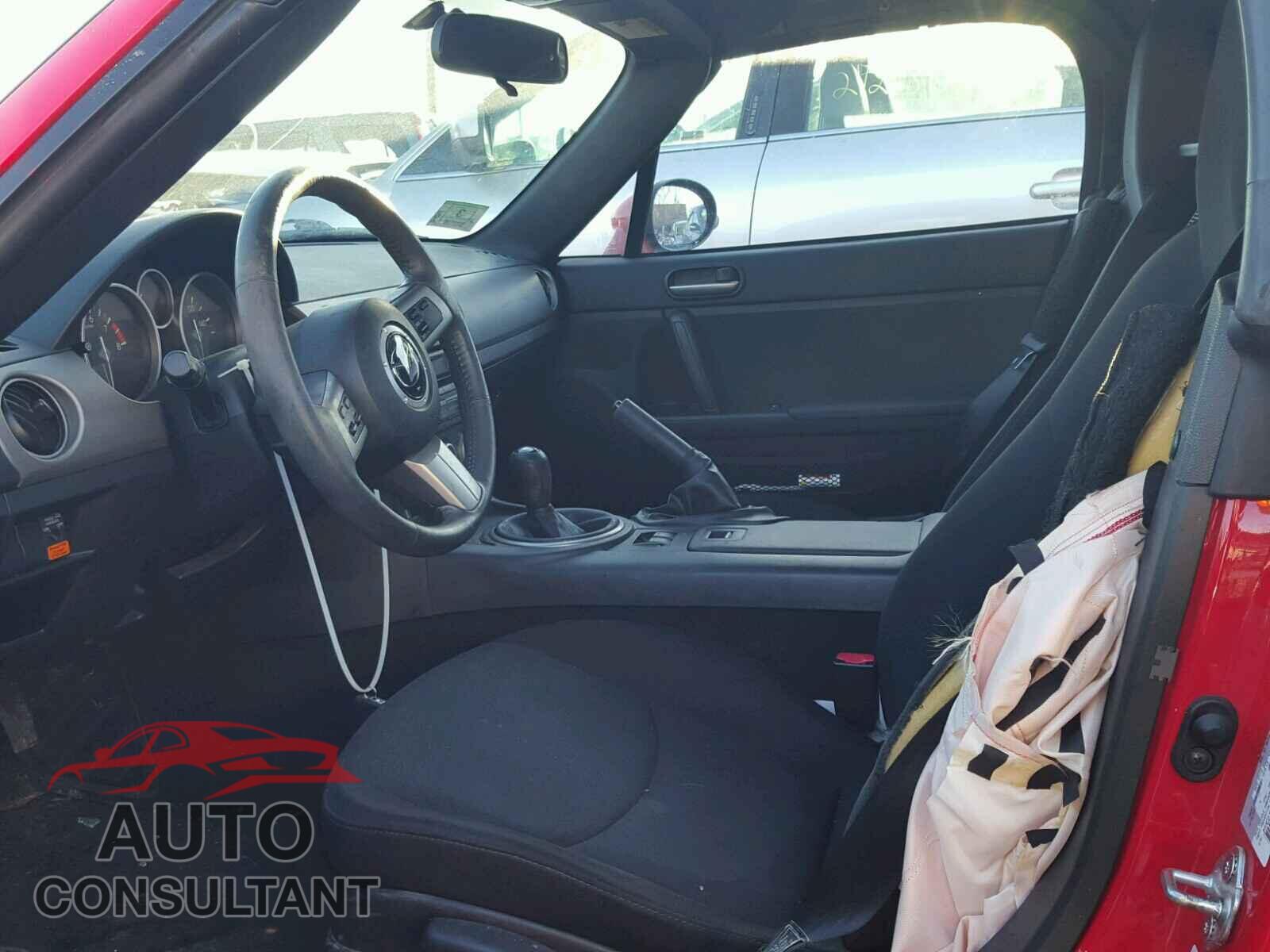 MAZDA MIATA 2011 - JM1NC2JFXB0213150
