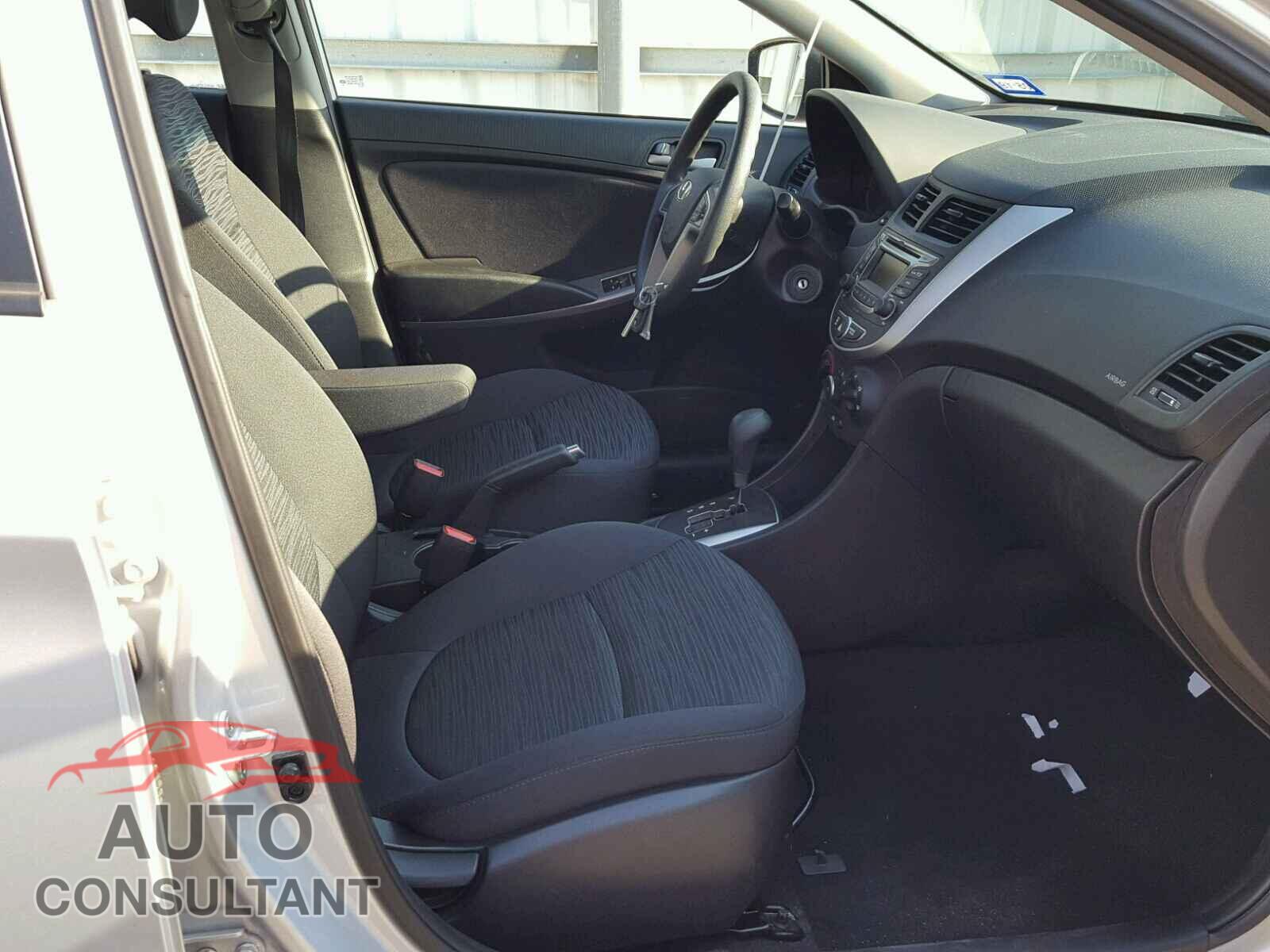HYUNDAI ACCENT 2017 - KMHCT5AE5HU338960