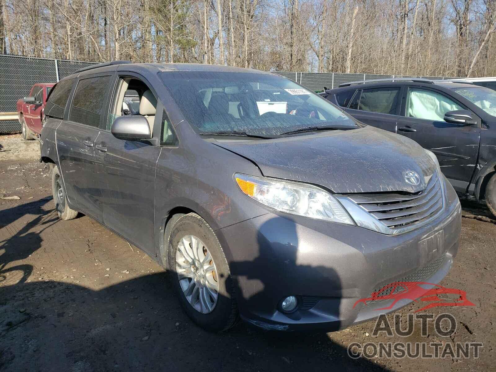 TOYOTA SIENNA 2017 - 5TDYZ3DC0HS771758