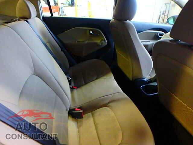 KIA RIO 2015 - KNADM4A33F6468717