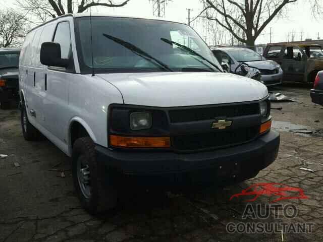 CHEVROLET EXPRESS 2015 - 1GCWGFCF6F1120199