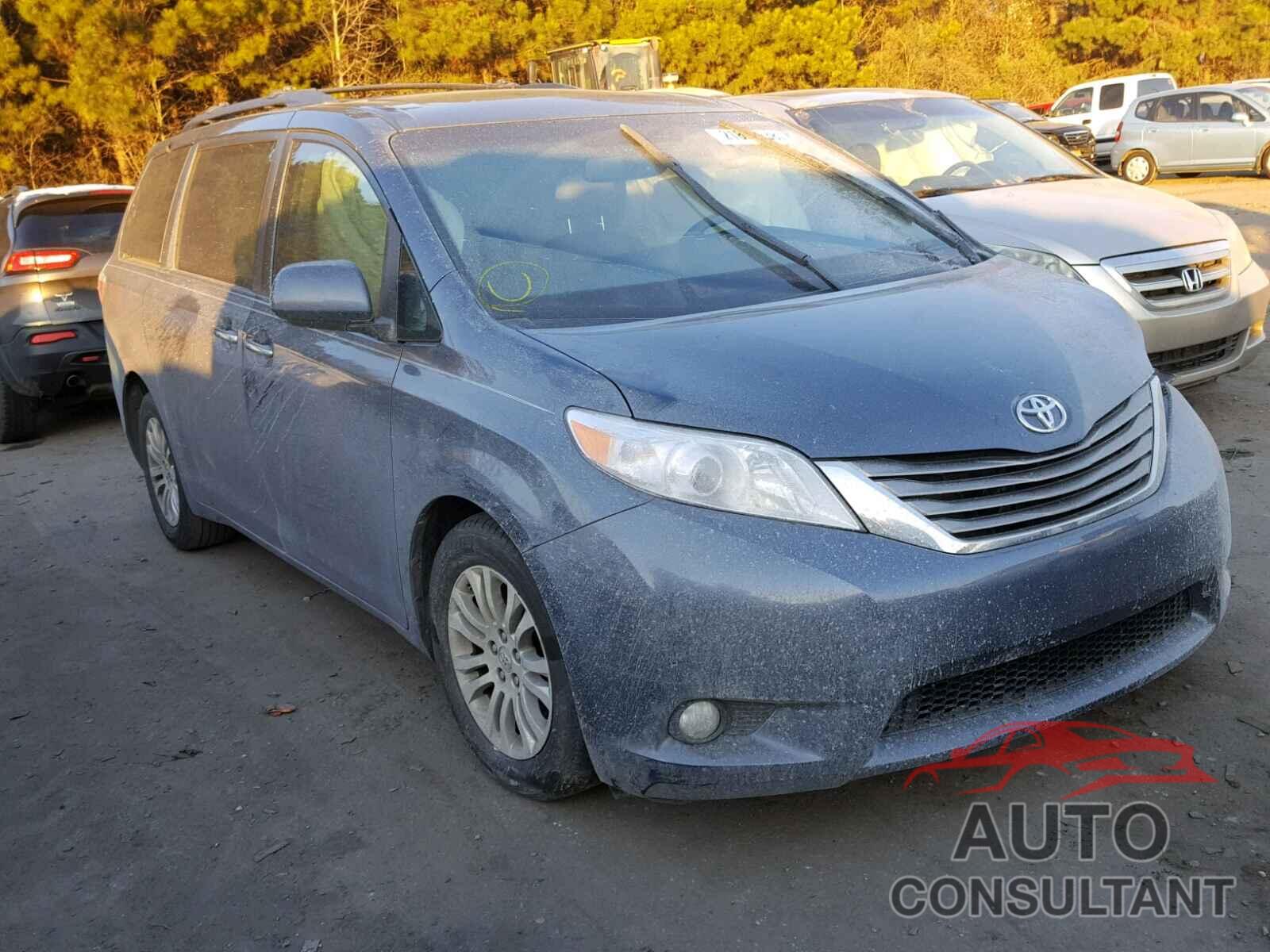 TOYOTA SIENNA 2015 - 5TDYK3DC9FS677279