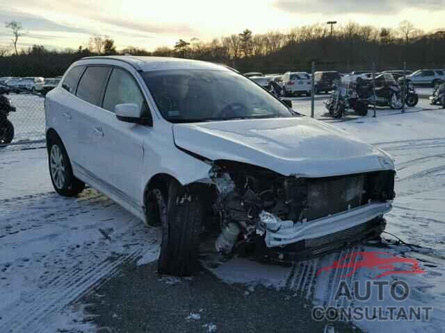 VOLVO XC60 2015 - YV4902RC6F2571728