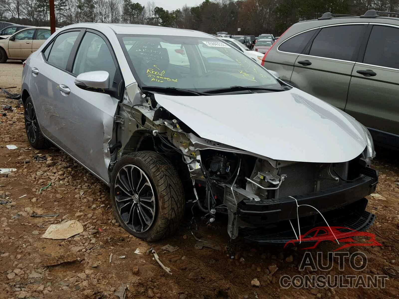 TOYOTA COROLLA 2015 - 5YFBURHE7FP215147