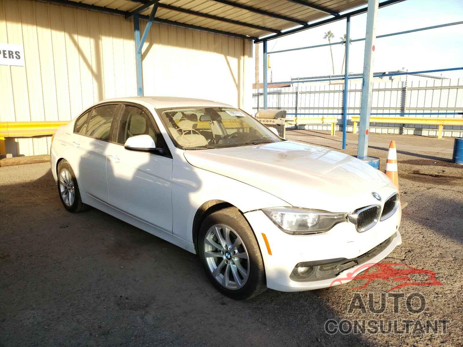 BMW 3 SERIES 2017 - WBA8E1G37HNU17895