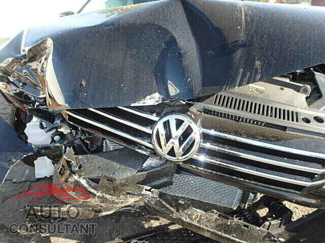 VOLKSWAGEN PASSAT 2015 - 1VWAT7A34FC067668