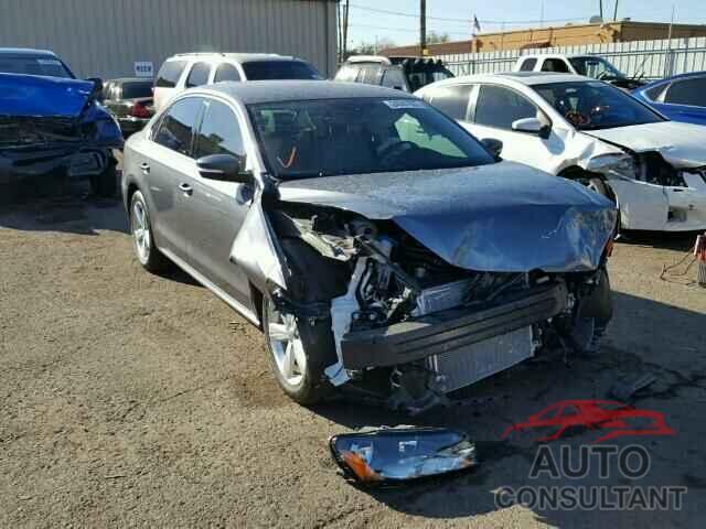 VOLKSWAGEN PASSAT 2015 - 1VWAT7A37FC120959