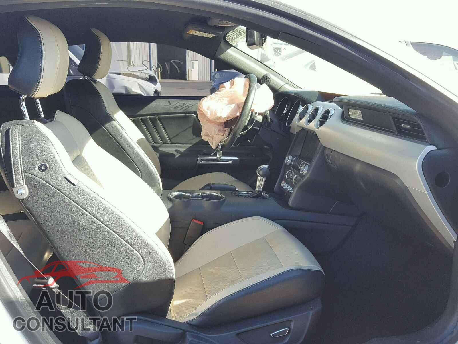 FORD MUSTANG 2015 - 1FA6P8TH2F5315180