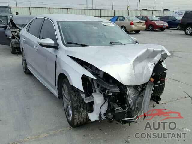 VOLKSWAGEN PASSAT 2016 - 1VWAT7A32GC064639