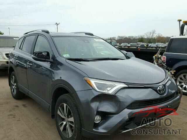 TOYOTA RAV4 2017 - JTMRFREV9HD204590