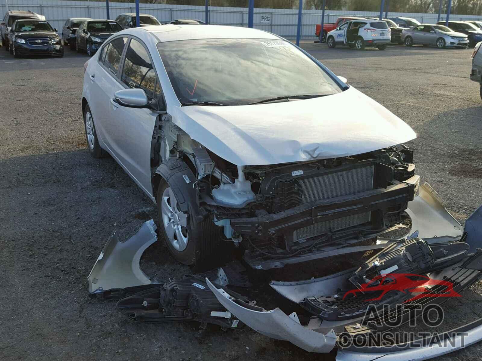 KIA FORTE 2017 - 3KPFK4A76HE081919