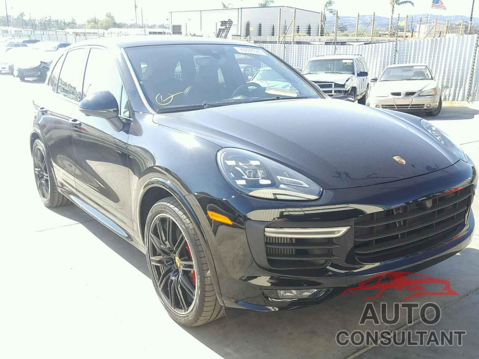 PORSCHE CAYENNE 2018 - WP1AD2A23JLA80493