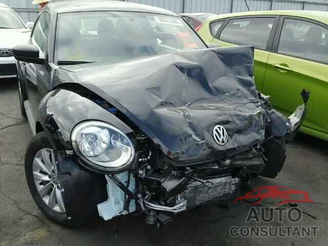 VOLKSWAGEN BEETLE 2016 - 3VWF17AT7GM609390