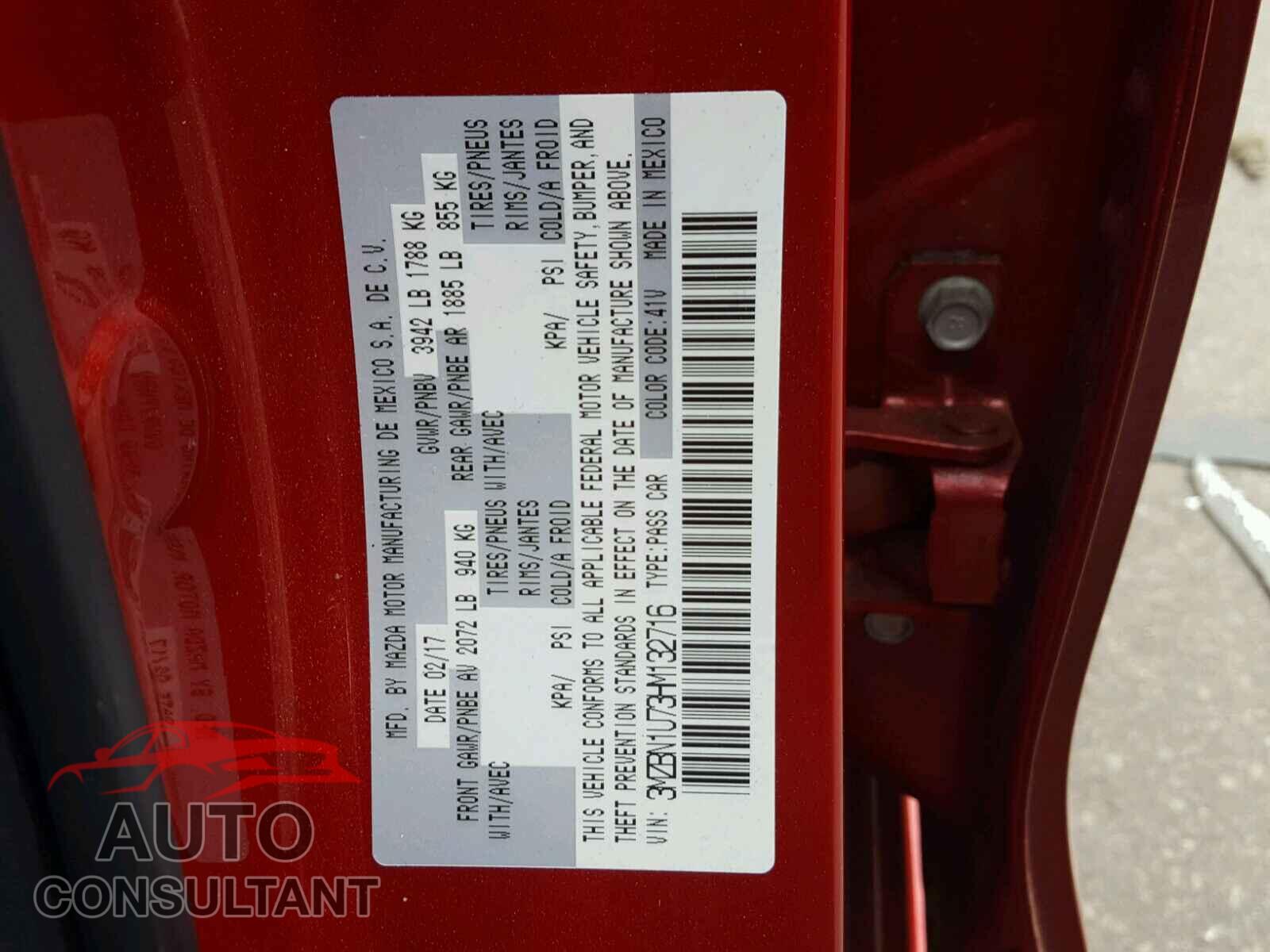 MAZDA 3 2017 - 3MZBN1U73HM132716