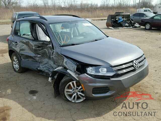 VOLKSWAGEN TIGUAN 2015 - WVGBV7AXXFW598307