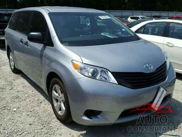 TOYOTA SIENNA 2015 - 5TDZK3DC6FS685134