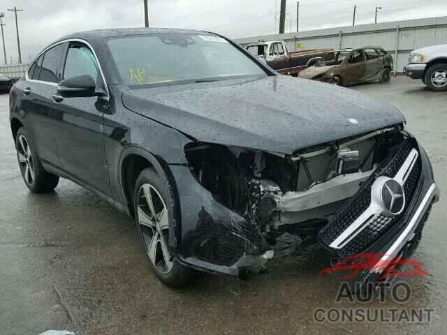 MERCEDES-BENZ GLC300 2017 - WDC0J4KB1HF187089