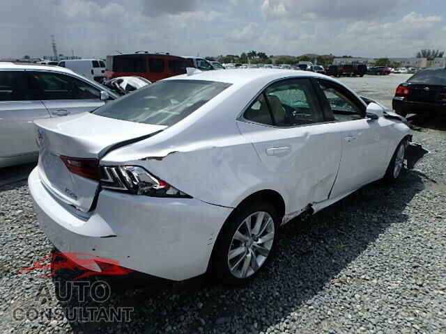 LEXUS IS250 2015 - JTHBF1D28F5068775