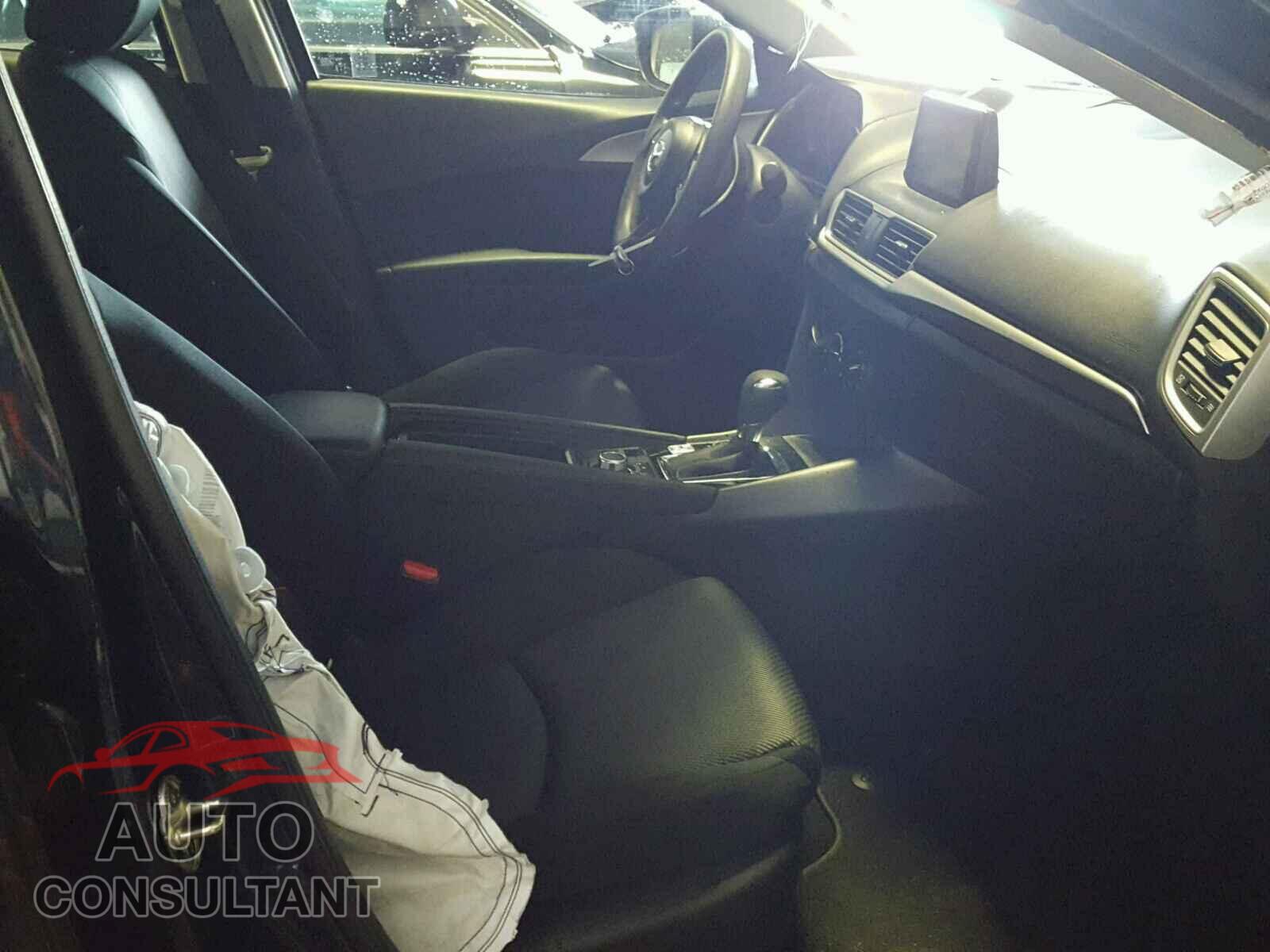 MAZDA 3 2017 - 3MZBN1U77HM115756