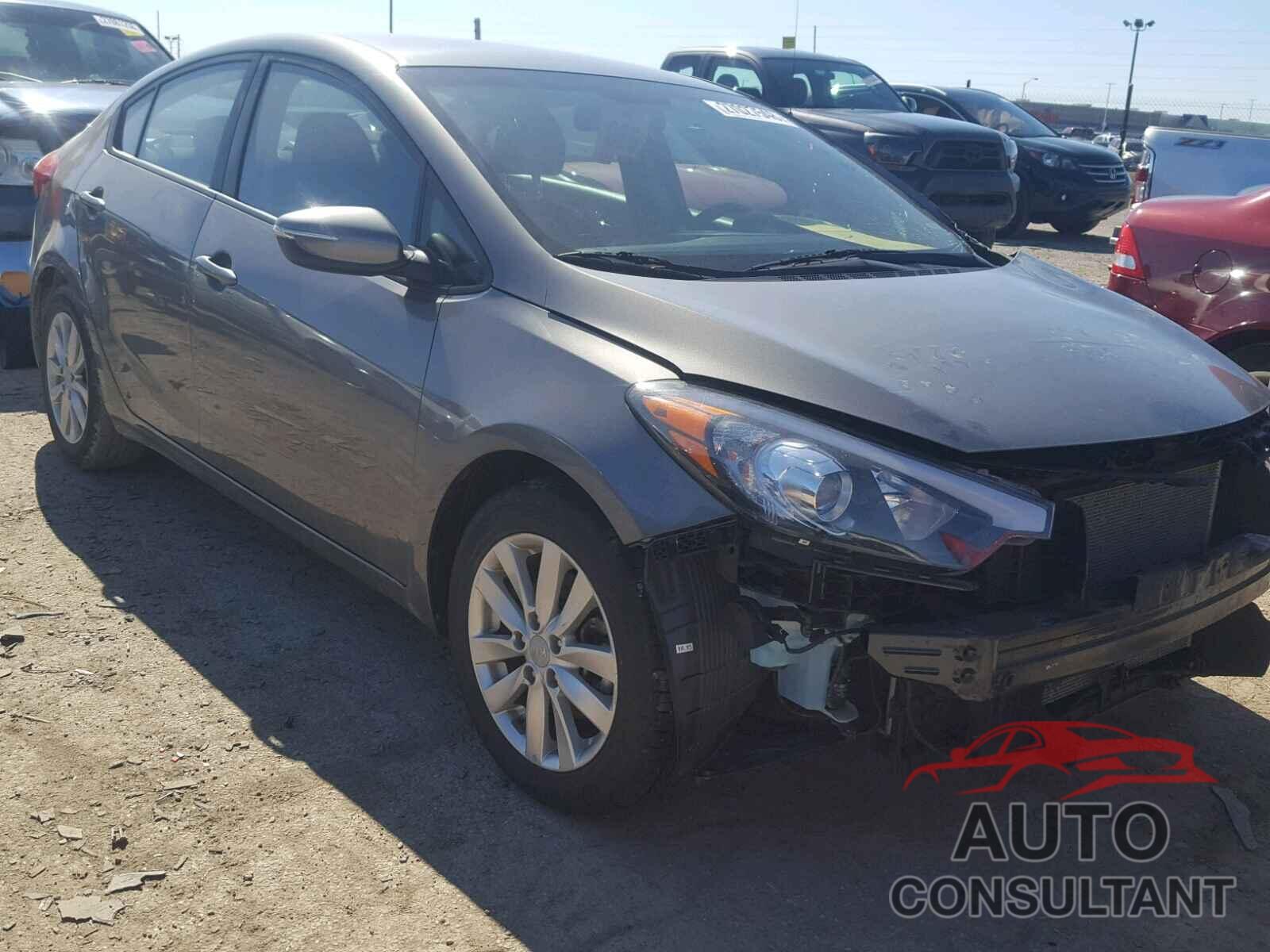 KIA FORTE 2016 - KNAFX4A68G5508890