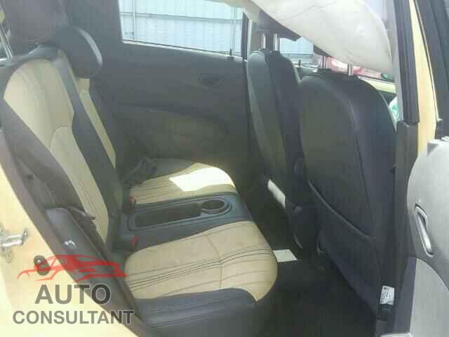 CHEVROLET SPARK 2015 - KL8CB6S96FC732557