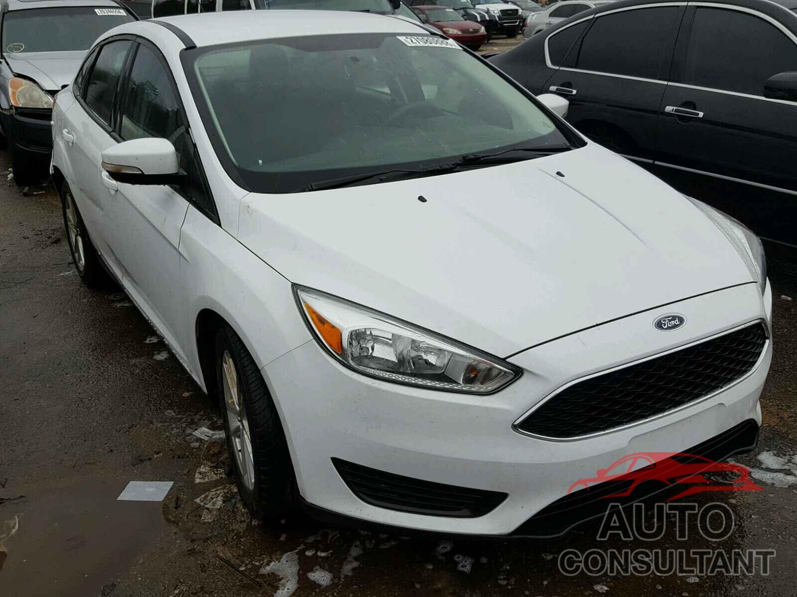 FORD FOCUS 2015 - 1FADP3F24FL207351