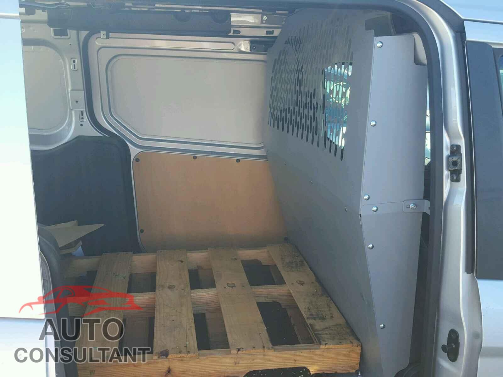 FORD TRANSIT CO 2017 - NM0LS7E79H1296449