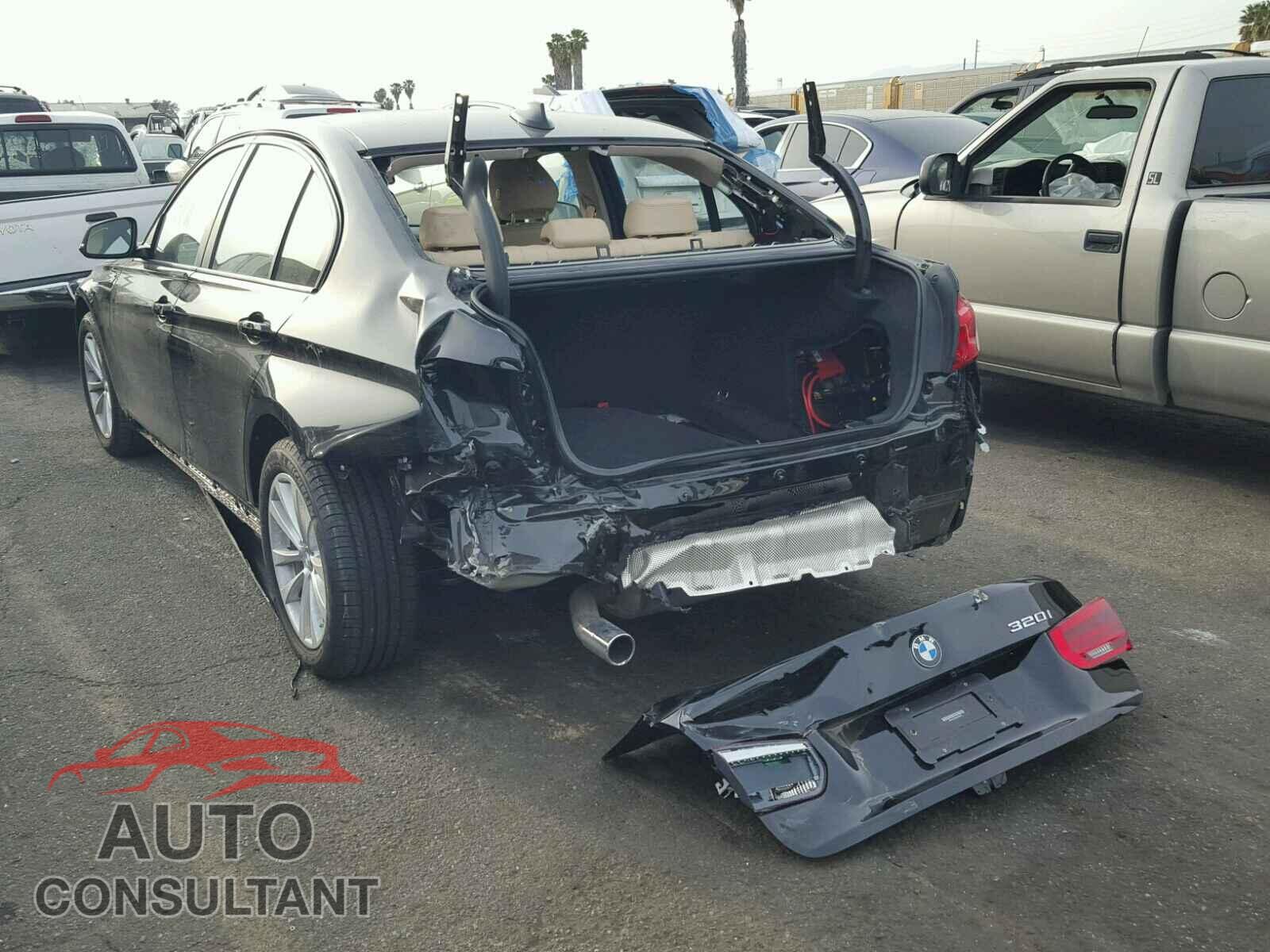 BMW 3 SERIES 2017 - WBA8A9C30HAC99893