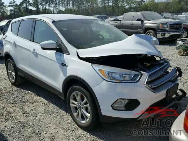 FORD ESCAPE 2017 - 1FMCU0GD7HUE38783