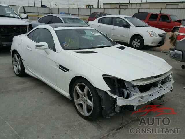 MERCEDES-BENZ SLK250 2015 - WDDPK4HA6FF101603