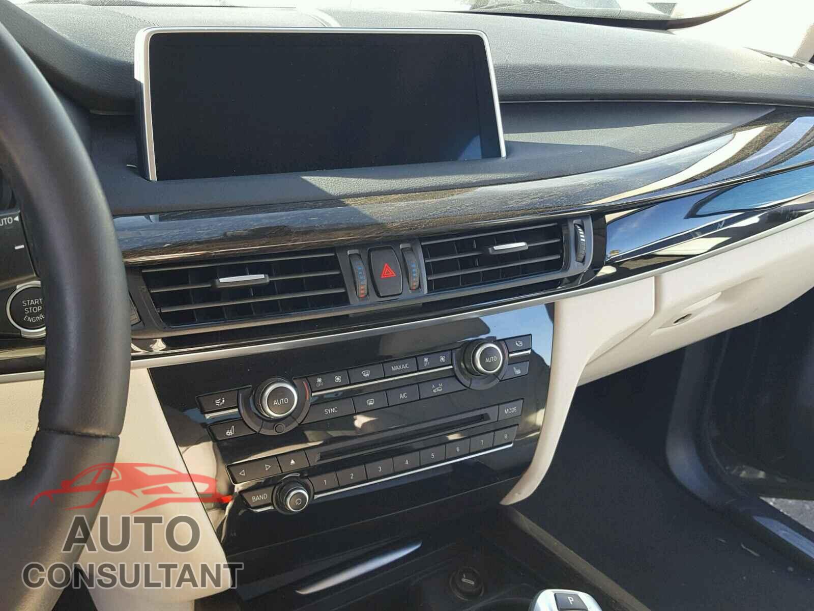 BMW X5 2016 - 5UXKR0C50G0P27072